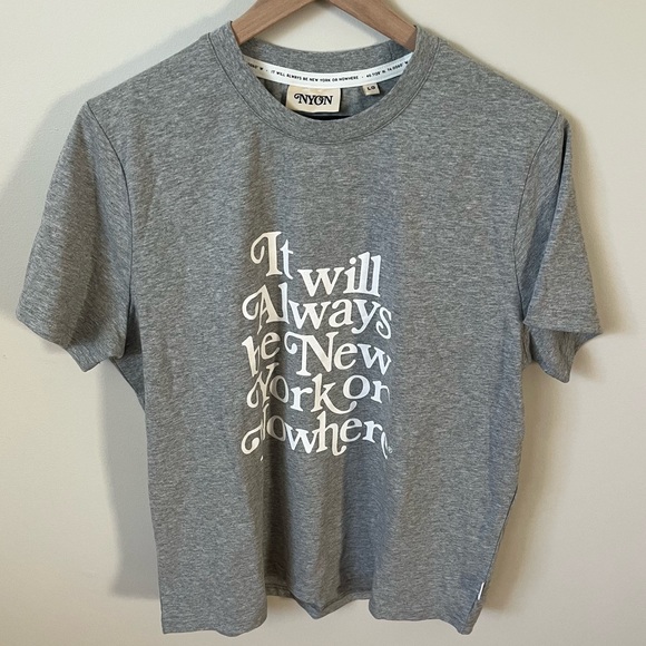 New York or Nowhere Women’s Tee - Picture 2 of 6